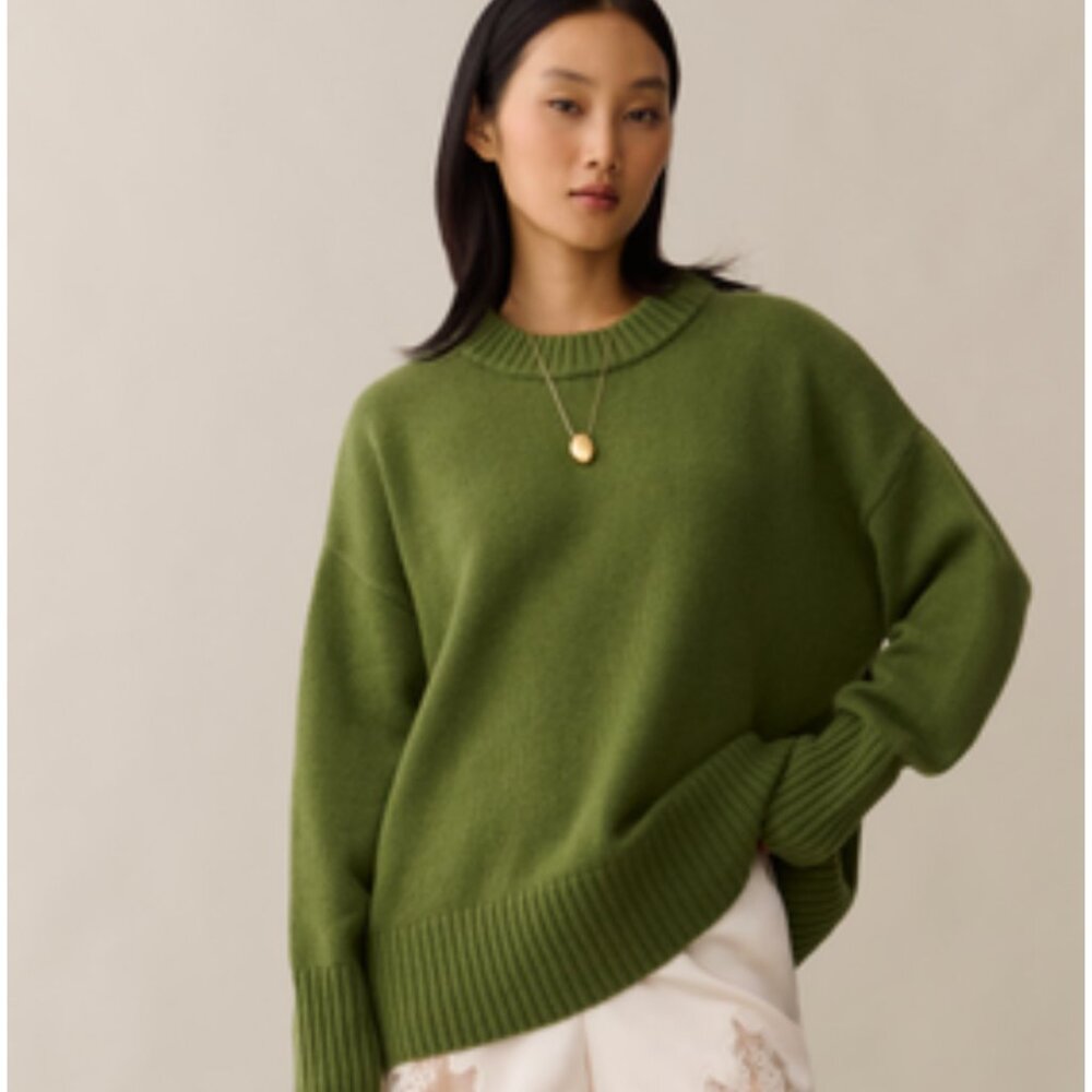 Few Moda Margie Cashmere Sweater similar to The Row Ophelia Clover